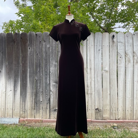 SOLD - Picture 4 of 8